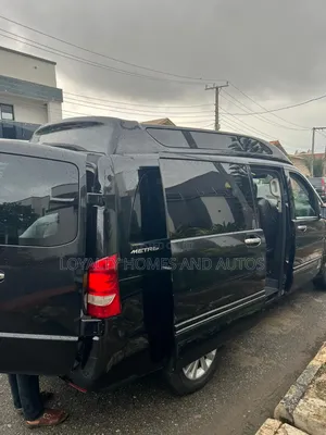Mercedes-Benz Metris 2.0 FWD 2016 Black