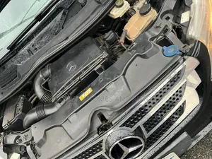 Mercedes-Benz Metris 2.0 FWD 2016 Black