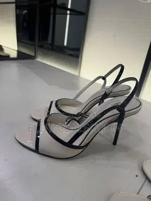 *Luxury Zara Sandal*Available in Display Colour* Size: 37-42