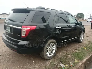 Ford Explorer 2012 Black