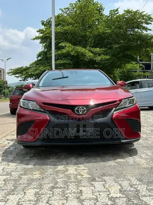 Toyota Camry 2020 Red