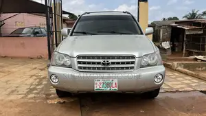 Toyota Highlander 2002 Gold