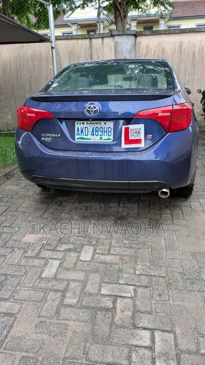 Toyota Corolla 2018 Blue