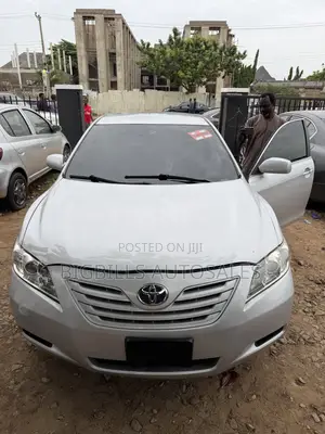 Toyota Camry 2.4 XLE 2008 Silver