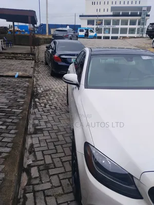 Mercedes-Benz C300 2016 White