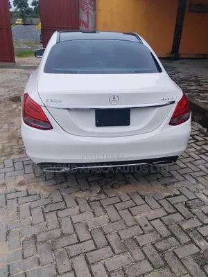 Mercedes-Benz C300 2016 White