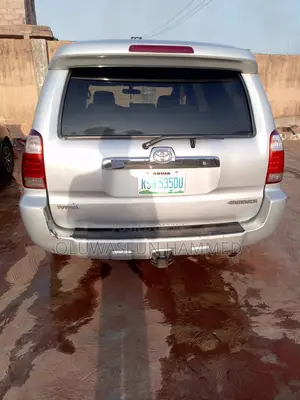 Toyota 4-Runner 2008 Silver