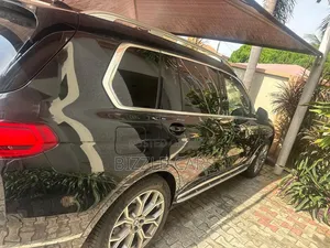 BMW X7 2022 Black
