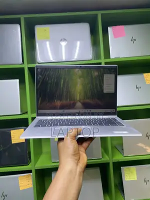 Laptop HP EliteBook 845 G8 8GB AMD Ryzen 3 SSD 256GB