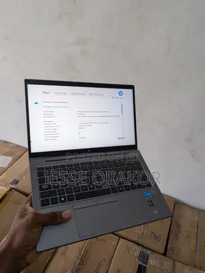Laptop HP ZBook Firefly G8 8GB Intel Core i5 SSD 256GB