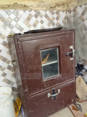 Neatly Used/Like New Oven