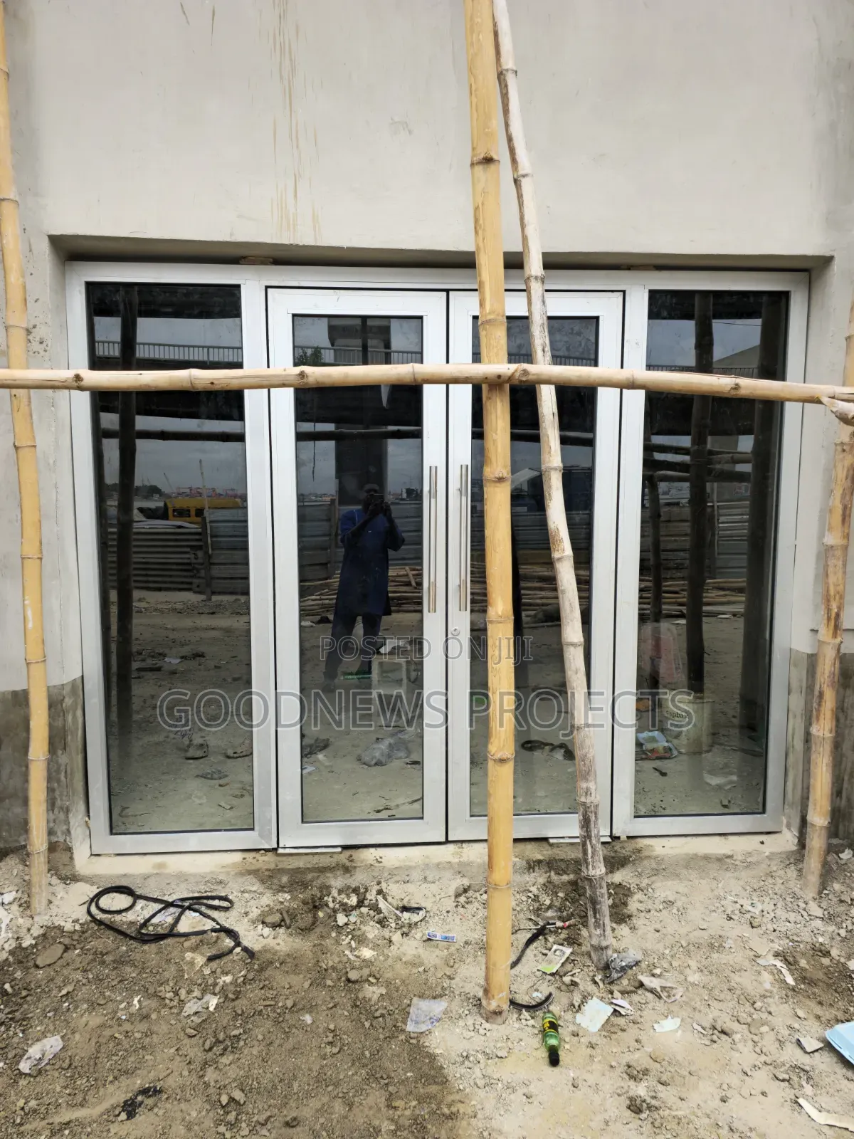 Aluminium Double Swing Door {Both Side Fixed