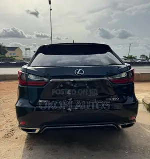 Lexus RX 2021 Black