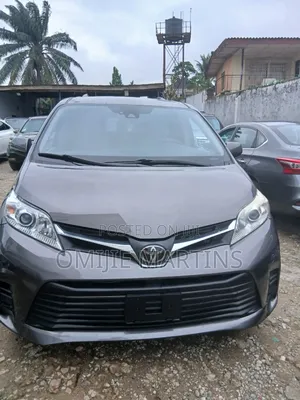 Toyota Sienna 2019 Gray
