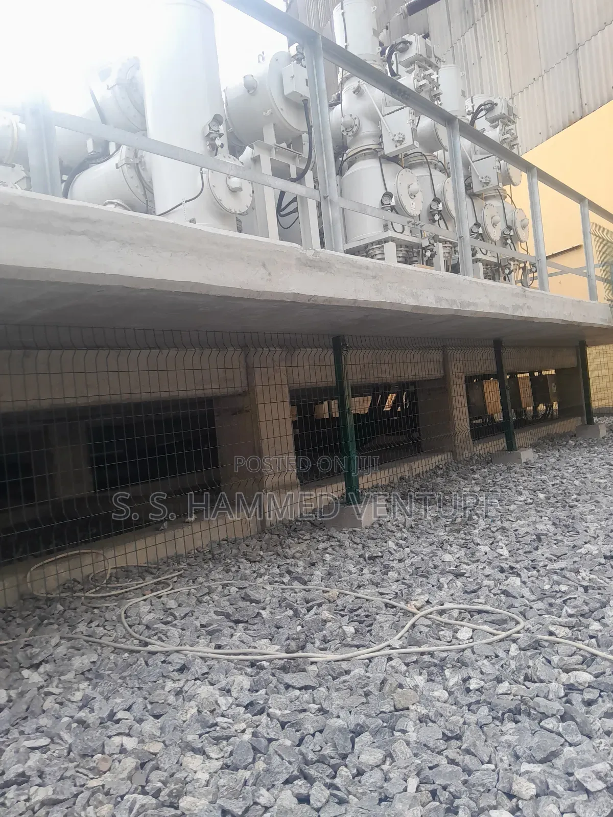 Under Suspended Floors Panel Mesh Wires