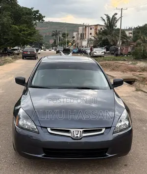 Honda Accord 2004 Matt Black