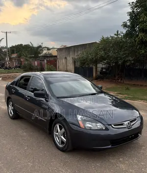 Honda Accord 2004 Matt Black