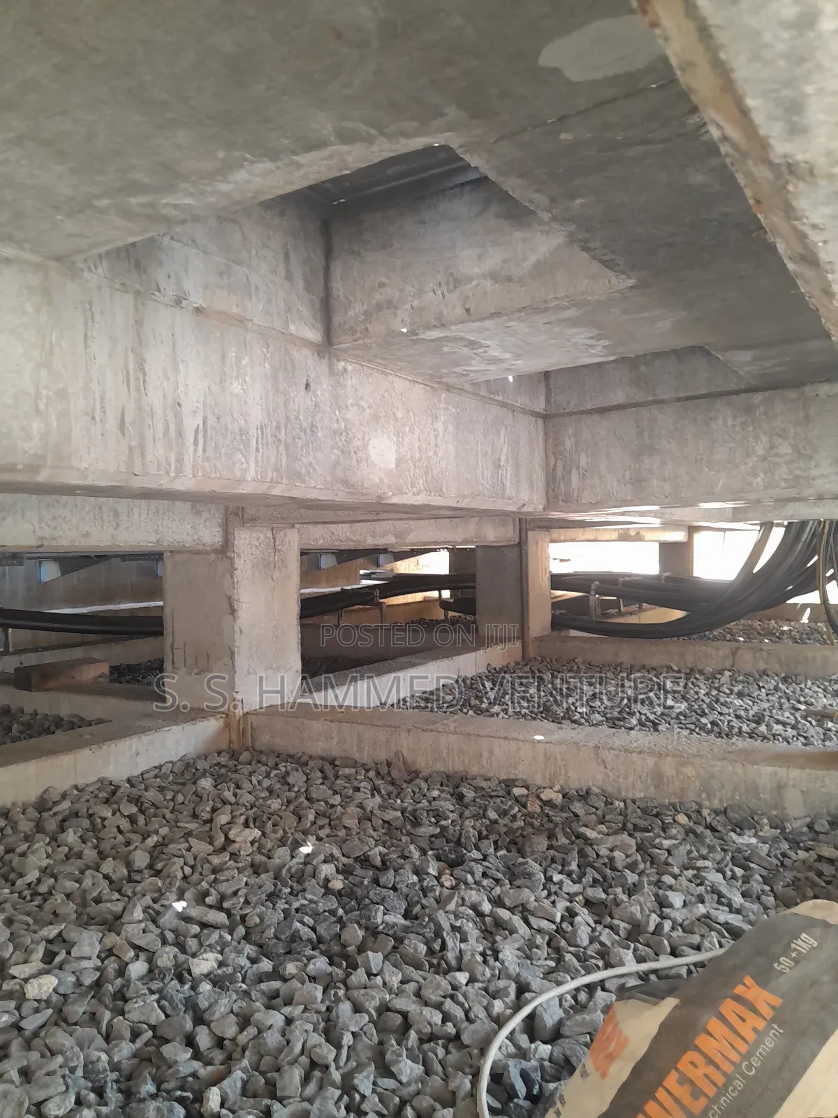 Under Suspended Floors Panel Mesh Wires