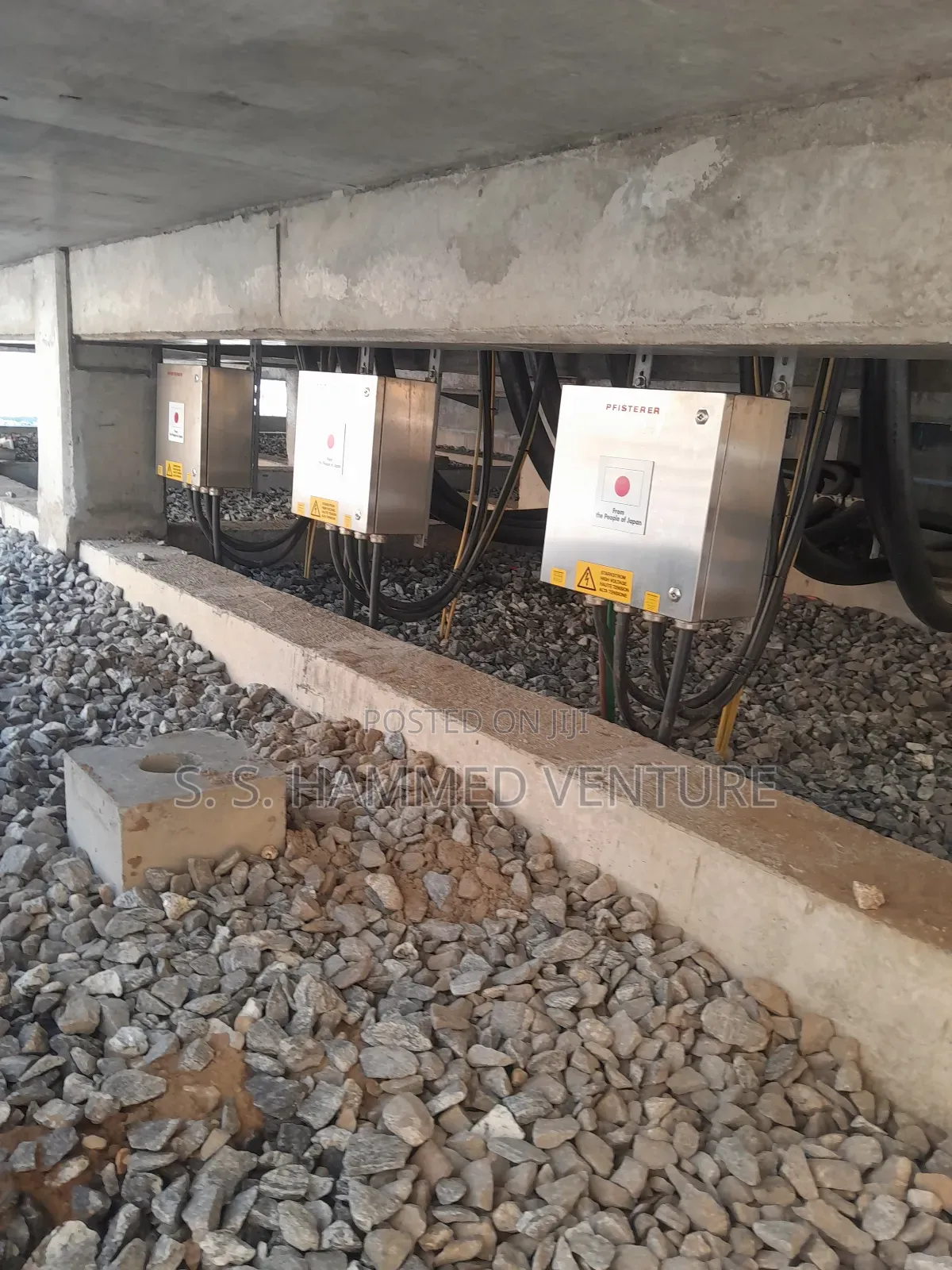 Under Suspended Floors Panel Mesh Wires