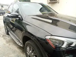 Mercedes-Benz GLE-Class 2022 Black