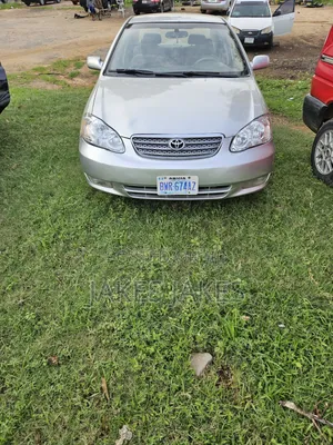 Toyota Corolla 2004 Silver