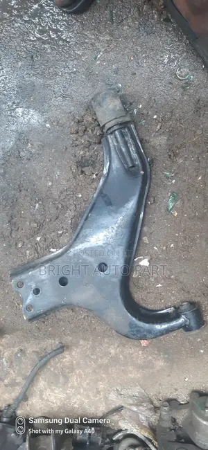 Nissan Pathfinder 2000 Model Low Arm Set