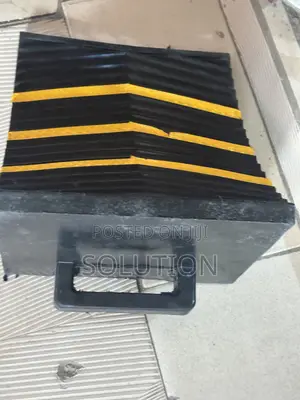 Heavy Duty Rubber Wheel Chock