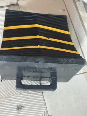 Heavy Duty Rubber Wheel Chock