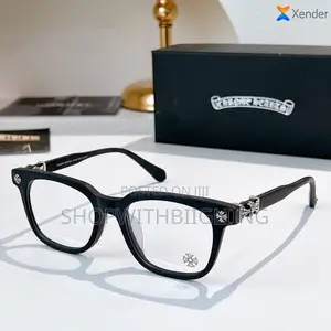 Monochrome Glasses