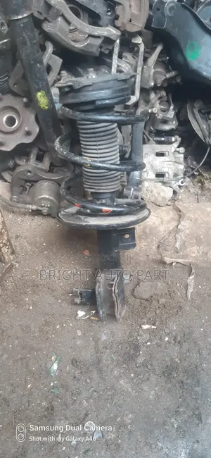 Nissan Altima Shock 2010 Model Set