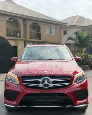Mercedes-Benz GLE-Class GLE 350d 4MATIC 2017 Maroon