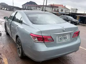 Lexus ES 350 2011 Silver