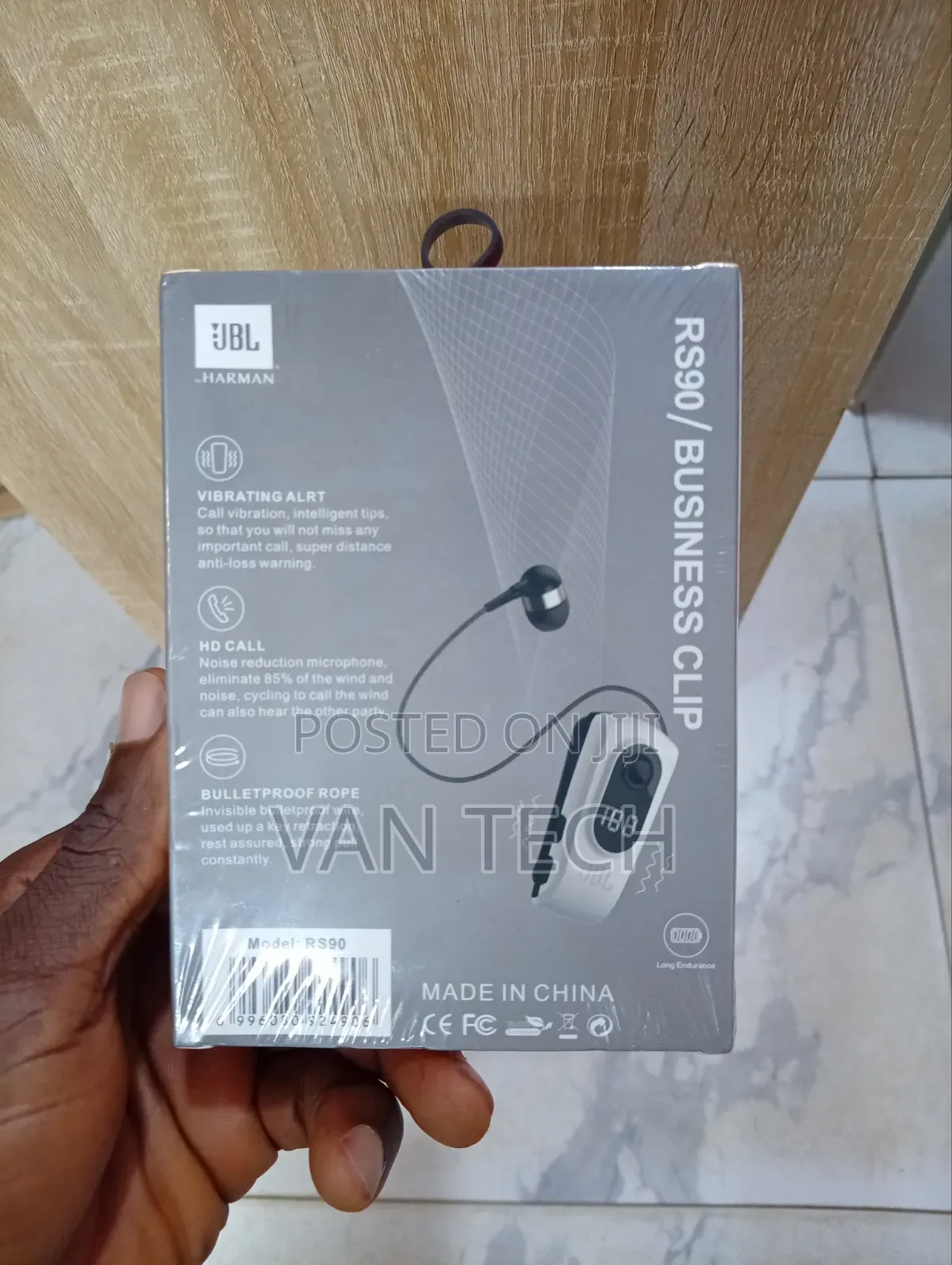 JBL Business Clip Earbud
