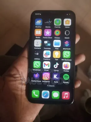 Apple iPhone X 64 GB Gray