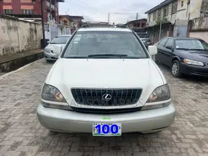 Lexus RX 2001 White