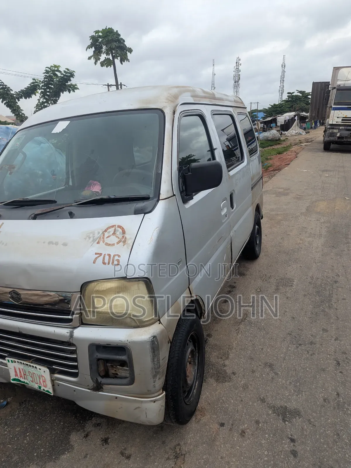 Suzuki APV Minibus 2012 Silver