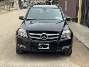 Mercedes-Benz GLK-Class 2010 Black