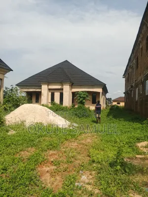 3bdrm House in Conet, Benin City for sale
