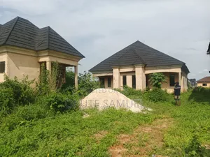 3bdrm House in Conet, Benin City for sale