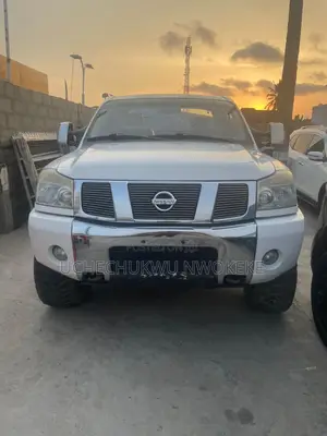 Nissan Titan 2006 White