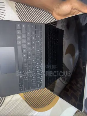 Laptop Microsoft Surface Pro 5 8GB Intel Core i5 SSD 256GB