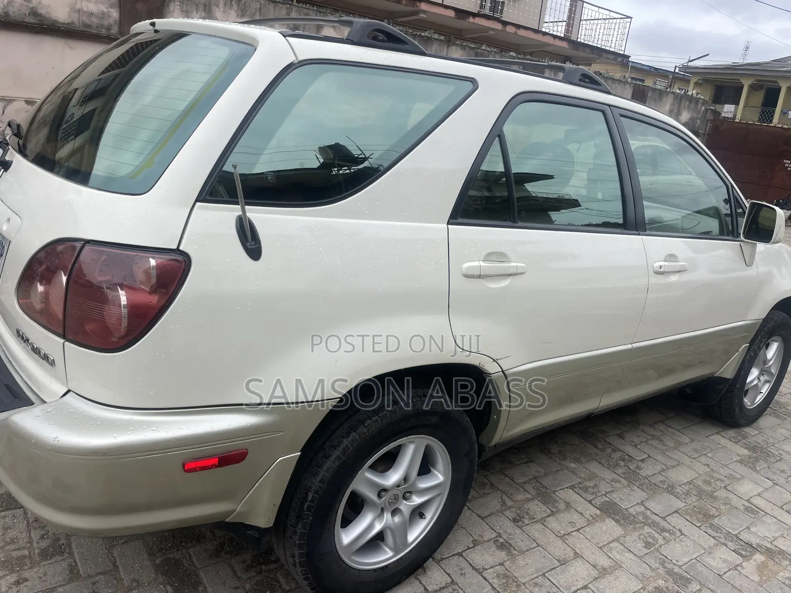 Lexus RX 2001 White
