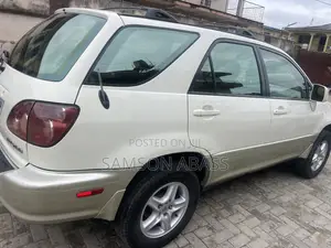 Lexus RX 2001 White
