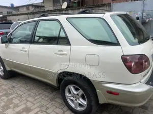 Lexus RX 2001 White