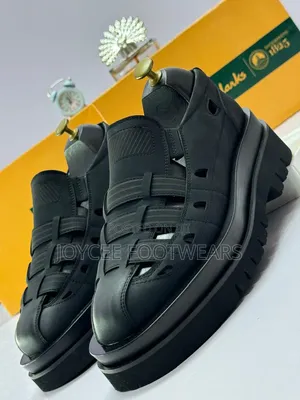 Clarks Luxury Shoe Sandal With Double Sole