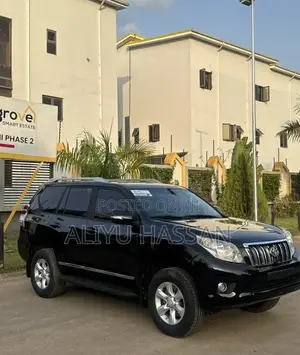 Toyota Land Cruiser Prado 2011 Black