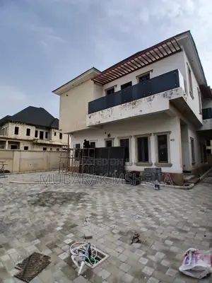 5bdrm Duplex in Galadimawa for sale