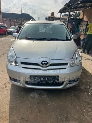 Toyota Corolla Verso 2009 Silver