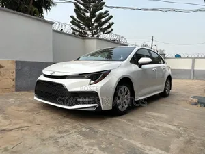 Toyota Corolla 2021 White