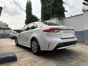 Toyota Corolla 2021 White